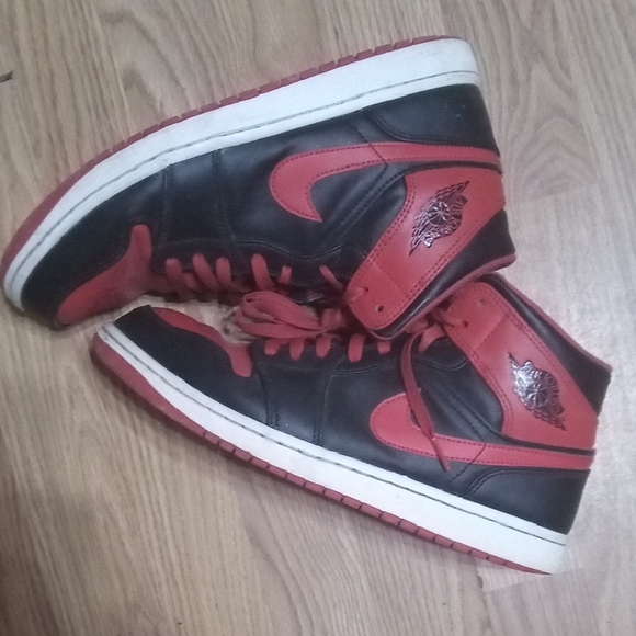 Jordan Black and Red High-Top Sneakers - Picture 1 of 6